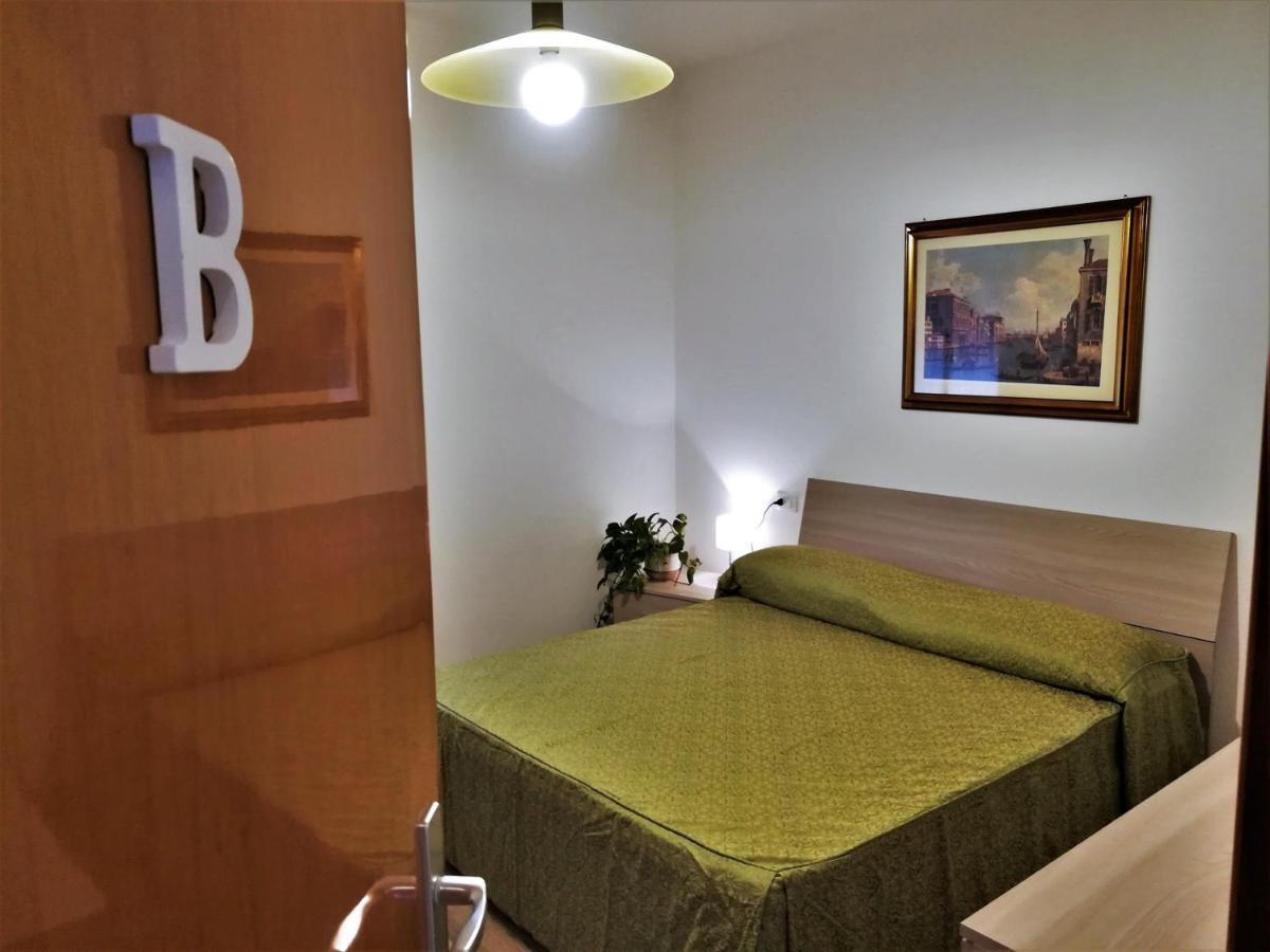 Appartamento Le Barche Mestre Phòng bức ảnh